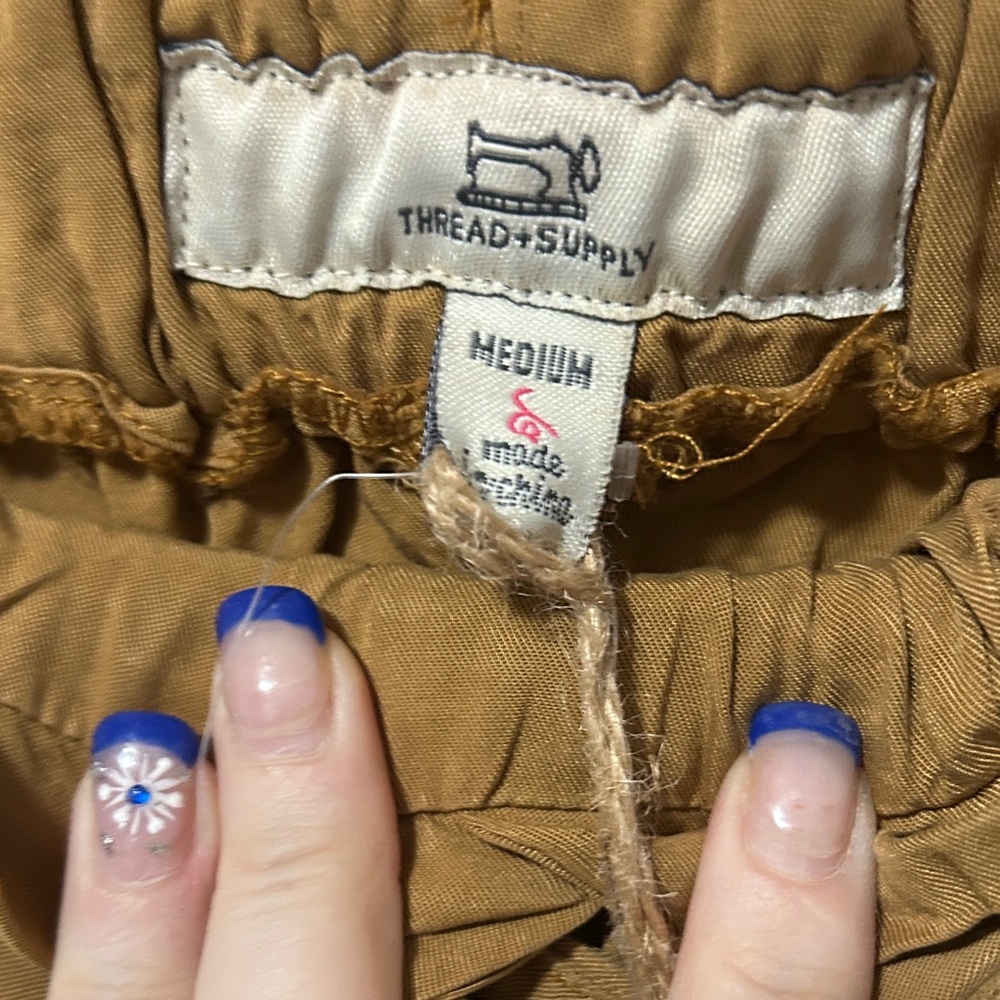 Thread & Supply Women's Cropped‎ Pants in Brown size M - Picture 4 of 8